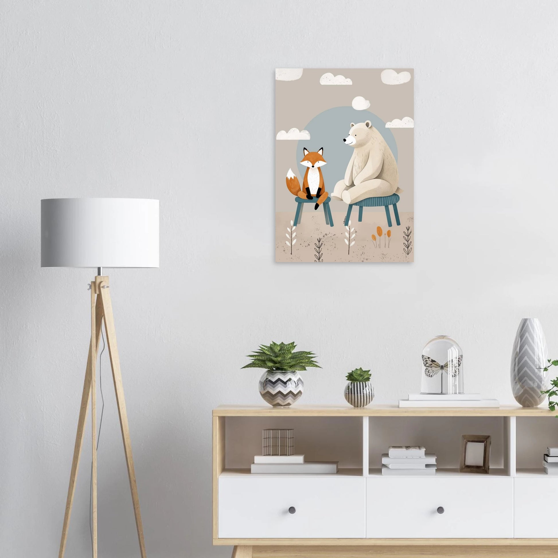 Grafisk affisch med björn och räv i skandinavisk färgskala och minimalistisk design.